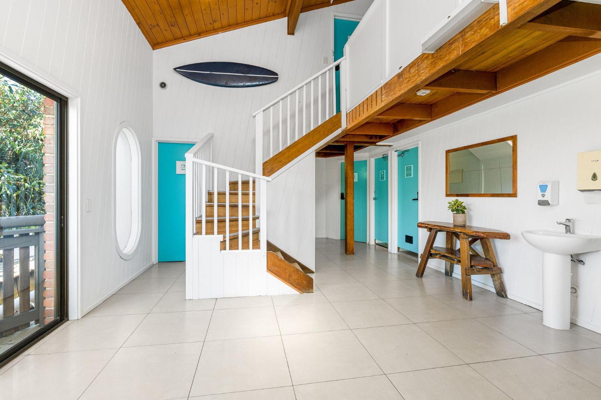 Aquarius Backpackers Resort Байрън Бей Екстериор снимка