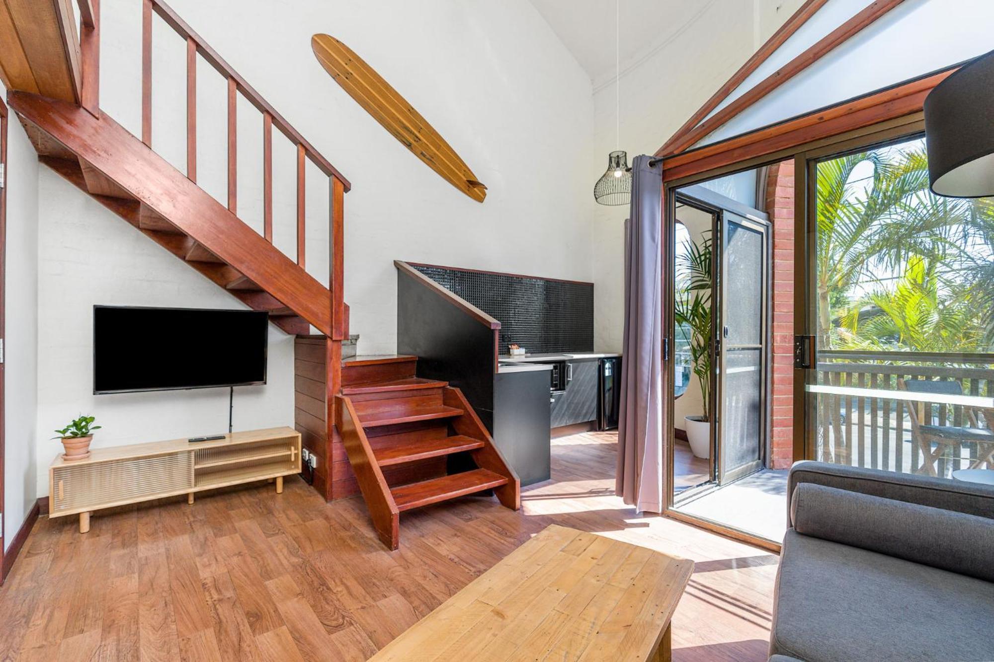 Aquarius Backpackers Resort Байрън Бей Екстериор снимка