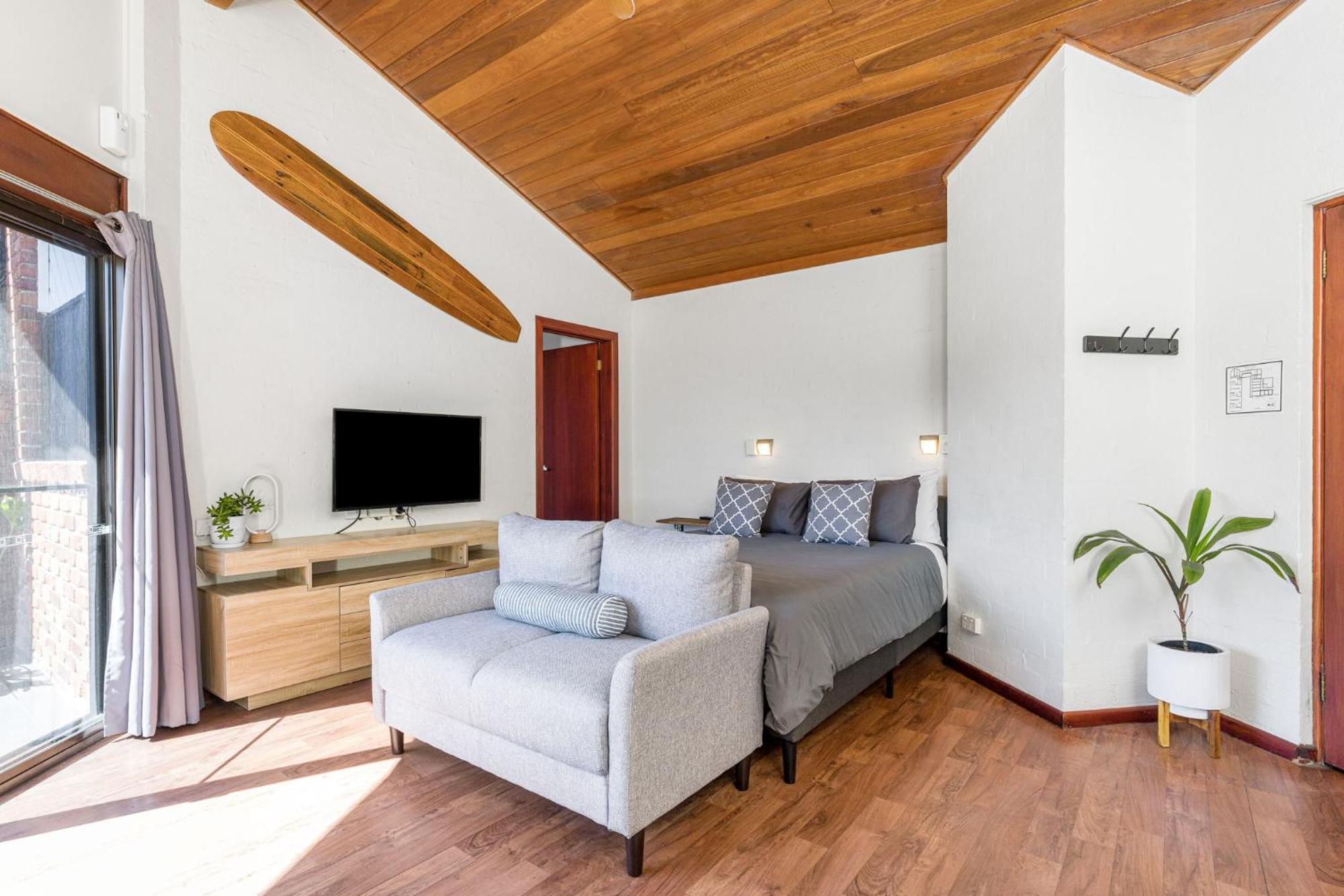 Aquarius Backpackers Resort Байрън Бей Екстериор снимка