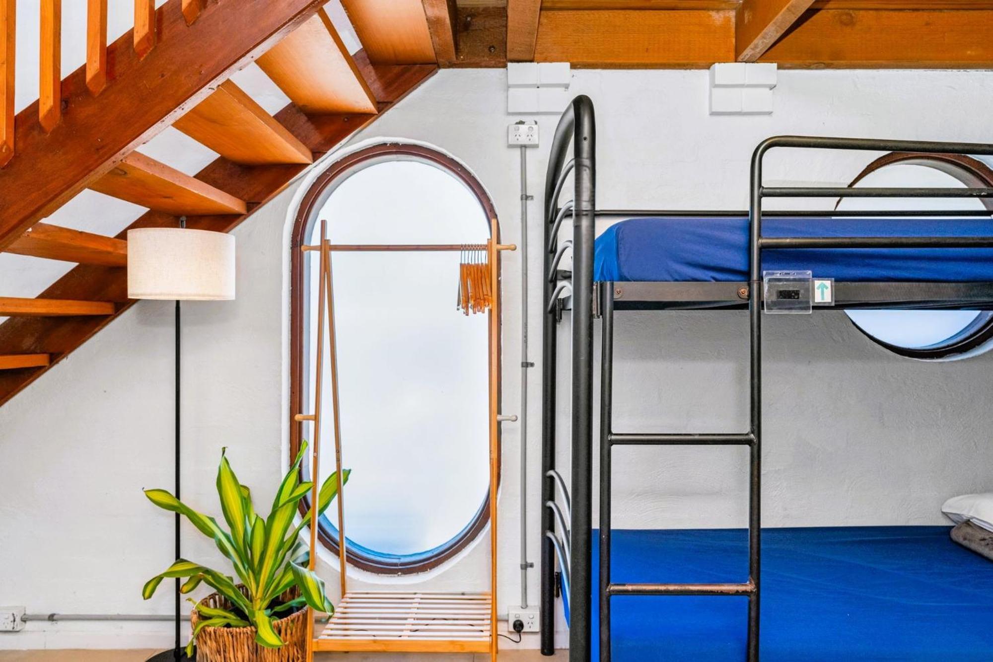 Aquarius Backpackers Resort Байрън Бей Екстериор снимка